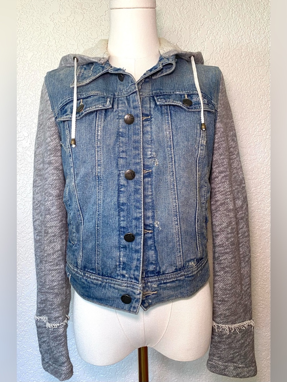 Free People XS Hooded Denim Jacket Gray Knit Sleeves Distressed